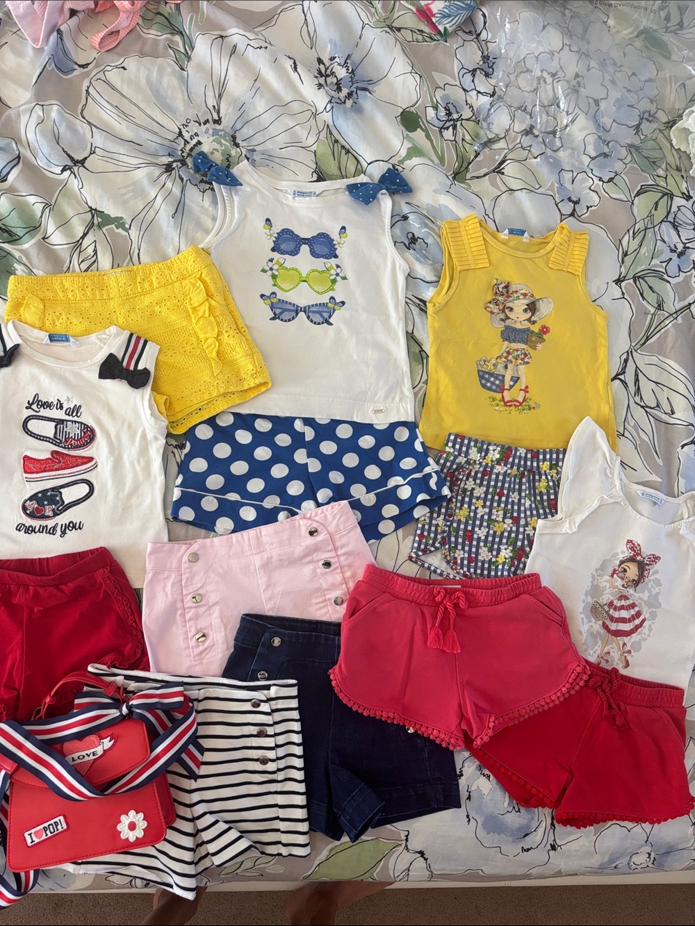 Mayoral girls kids size 4 summer outfit bundle 15 pieces shorts tops bag